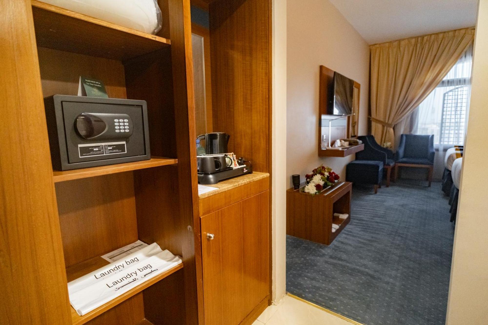 Emaar Elite Al Madina Hotel 메디나 외부 사진